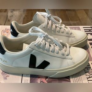 Veja Campo leather Extra -Whit-Black